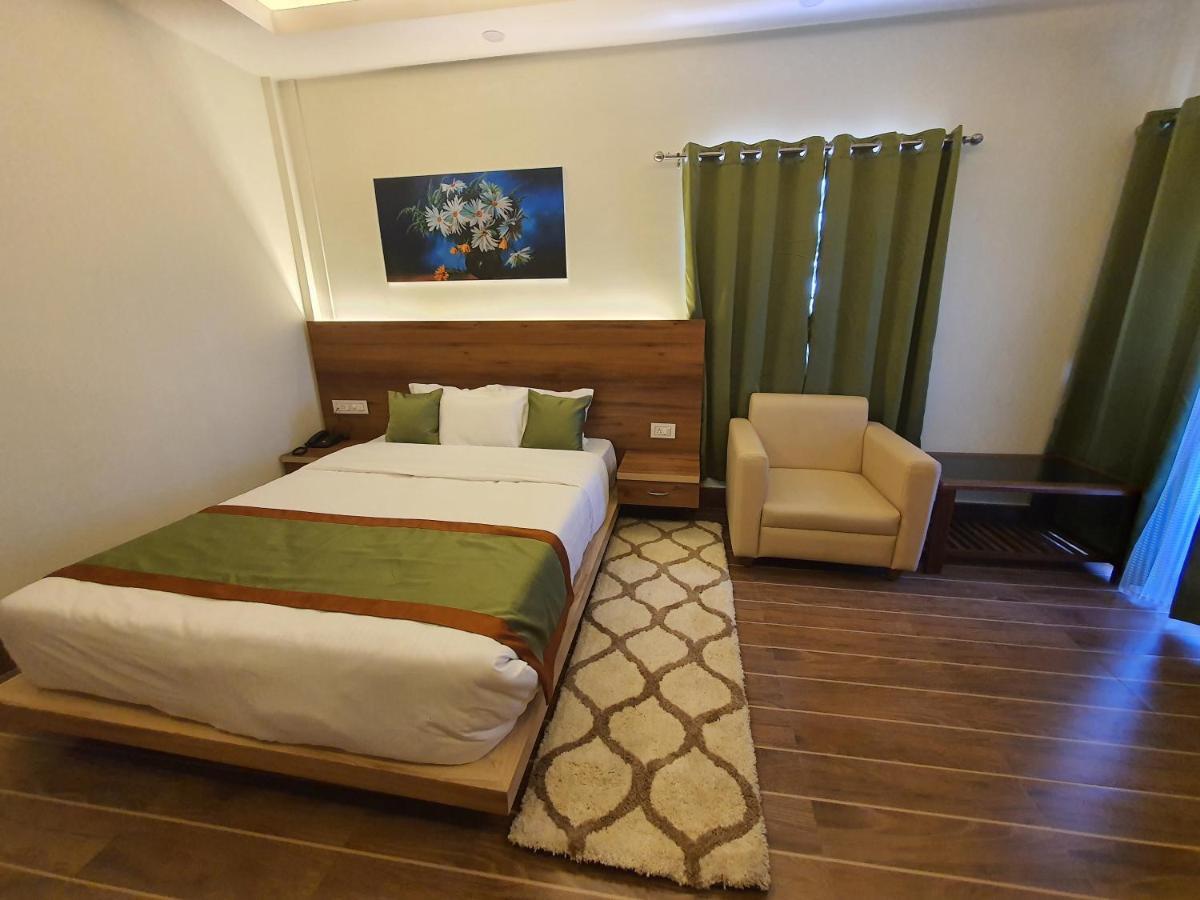 Hotel Deo Volente Sivasagar Exterior foto